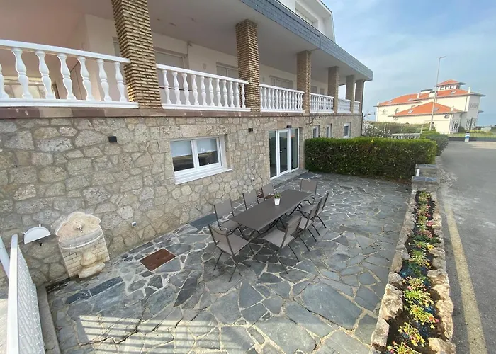 Casa Del Muelle * Comillas